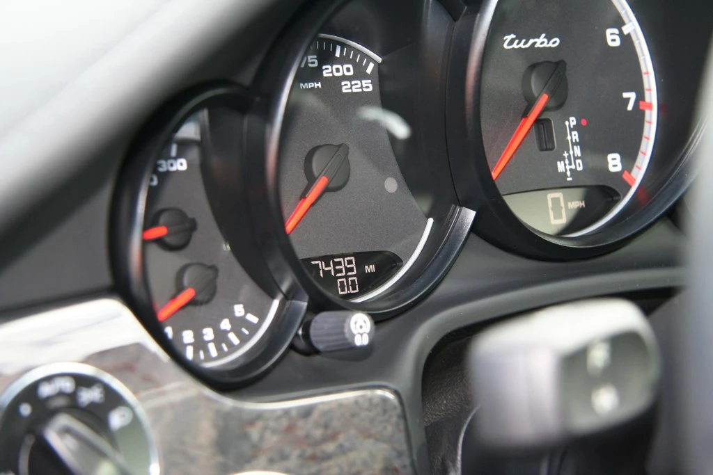 2011 Porsche 970 Panamera Turbo - Image 18 of 31
