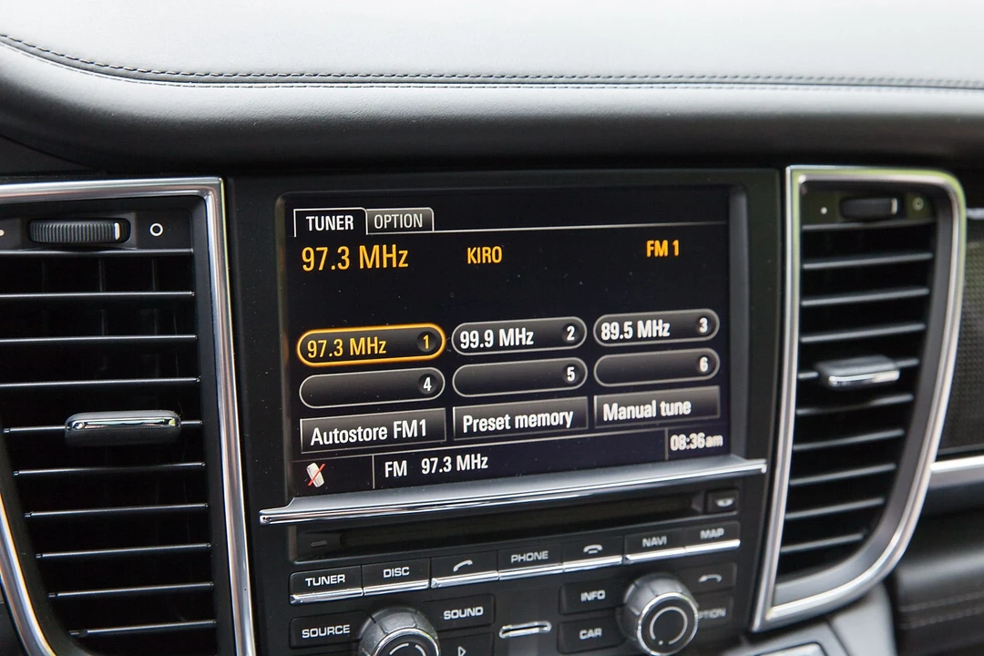 2011 Porsche 970 Panamera Turbo - Image 27 of 31