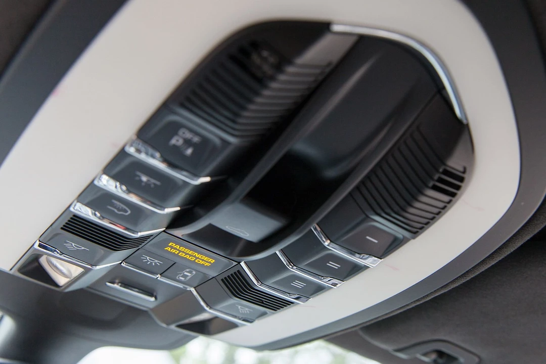 2011 Porsche 970 Panamera Turbo - Image 5 of 31