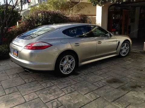 2011 Porsche Panamera V6