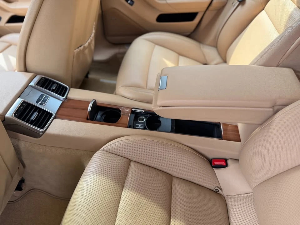 2011 Porsche 970 Panamera - Image 16 of 18