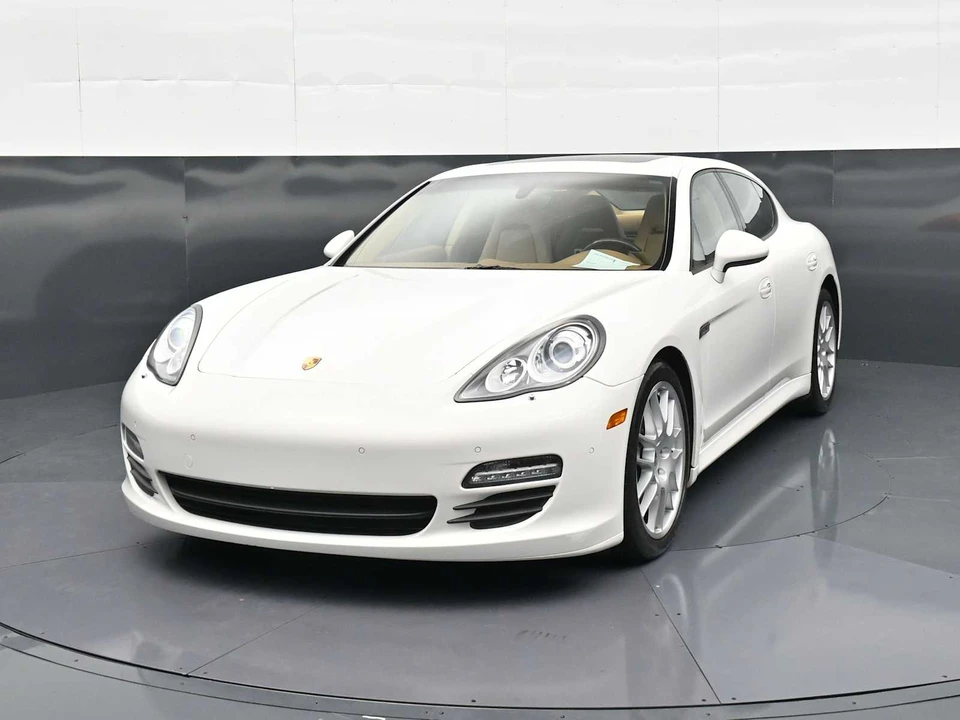 2011 Porsche 970 Panamera - Image 28 of 31