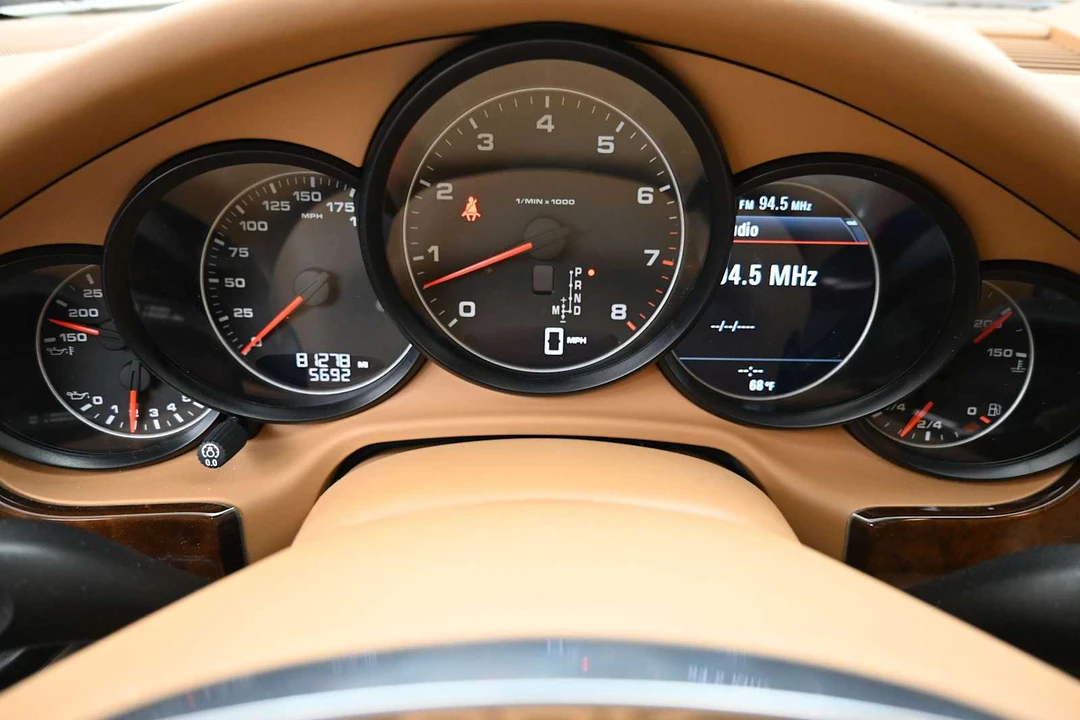 2011 Porsche 970 Panamera - Image 10 of 31