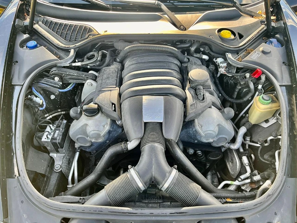 2011 Porsche 970 Panamera - Image 27 of 31