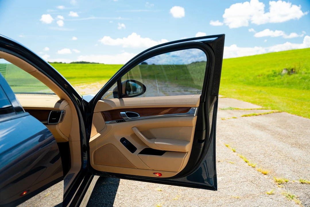 2011 Porsche 970 Panamera - Image 22 of 31
