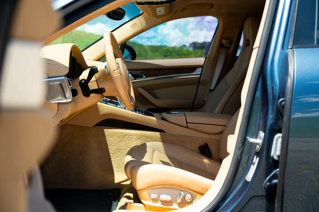 2011 Porsche 970 Panamera - Image 3 of 31