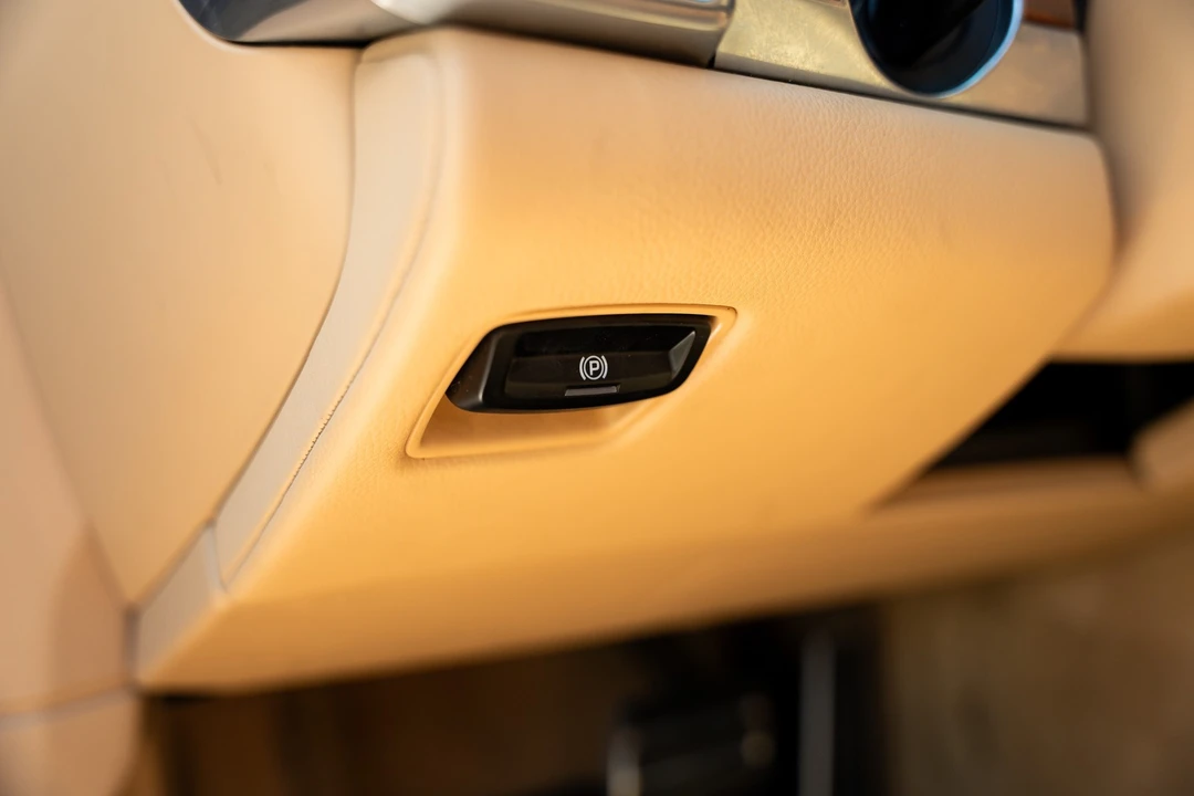 2011 Porsche 970 Panamera - Image 14 of 31