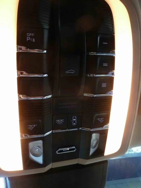 2011 Porsche 970 Panamera - Image 13 of 19