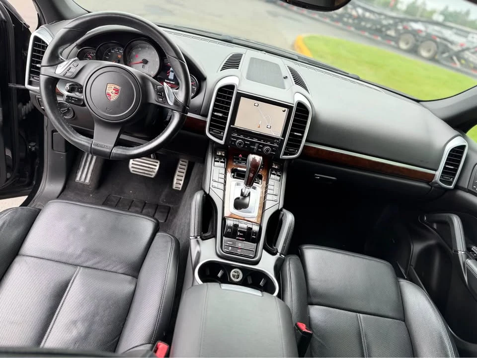 2011 Porsche 958 Cayenne S - Image 6 of 14