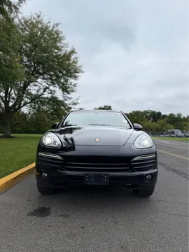 2011 Porsche Cayenne S Platinum Edition