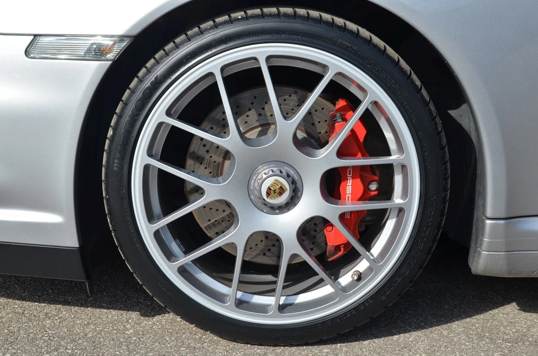 2011 Porsche 997 Turbo - Image 15 of 17