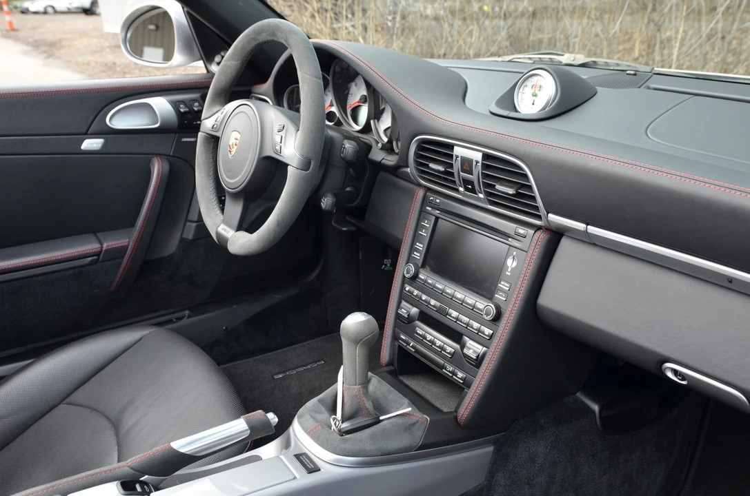 2011 Porsche 997 Turbo - Image 14 of 17
