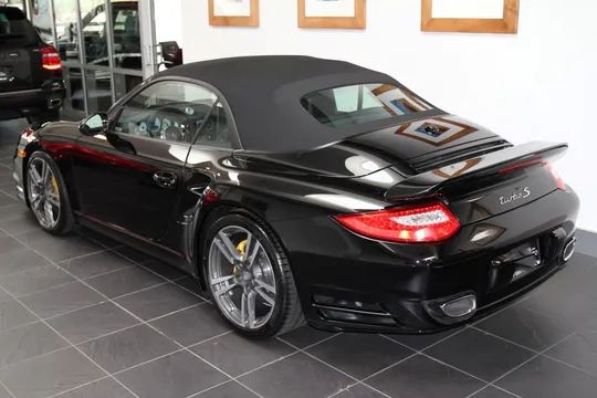 2011 Porsche 911 Turbo S Cabriolet