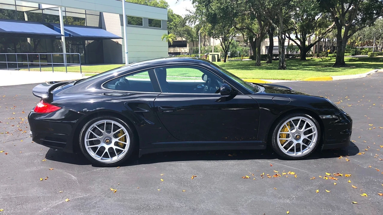 2011 Porsche 997 Turbo S - Image 7 of 14