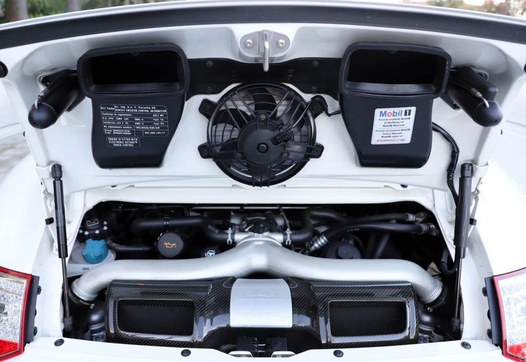 2011 Porsche 997 Turbo S - Image 6 of 10