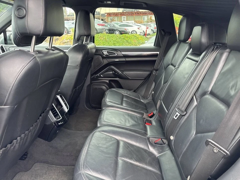 2011 Porsche 958 Cayenne - Image 13 of 14
