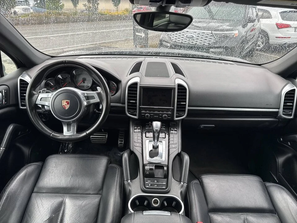 2011 Porsche 958 Cayenne - Image 12 of 14