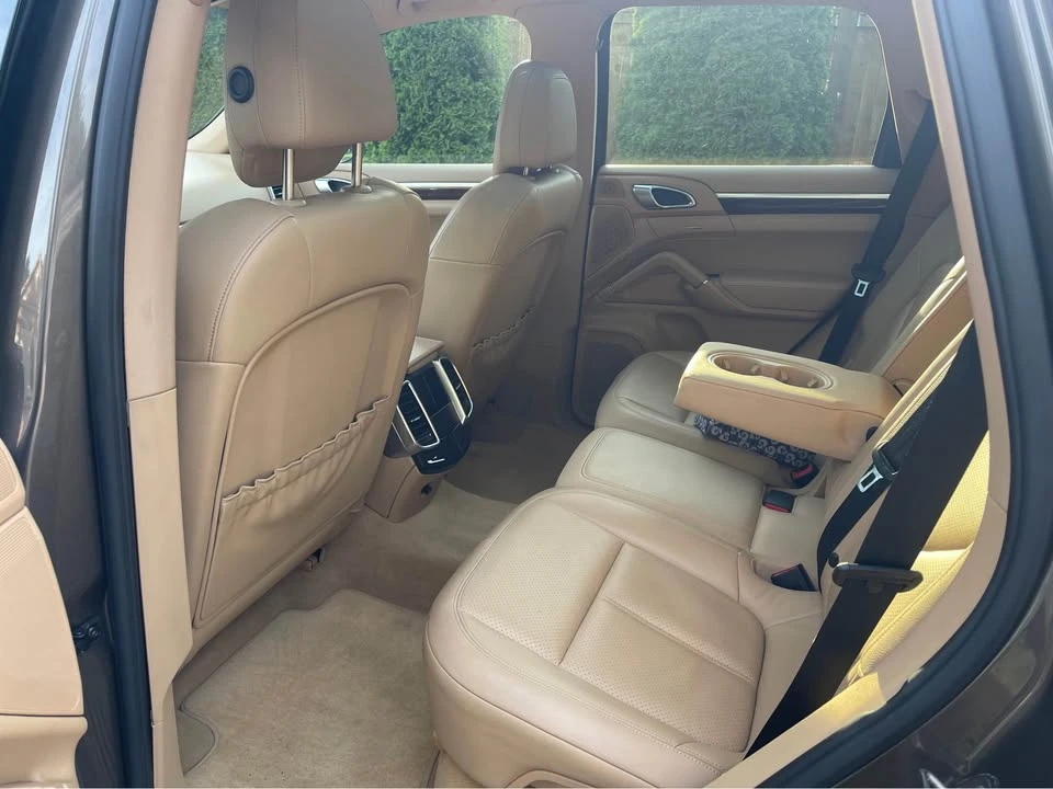 2011 Porsche 958 Cayenne - Image 7 of 8