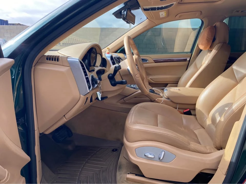 2011 Porsche 958 Cayenne - Image 7 of 12