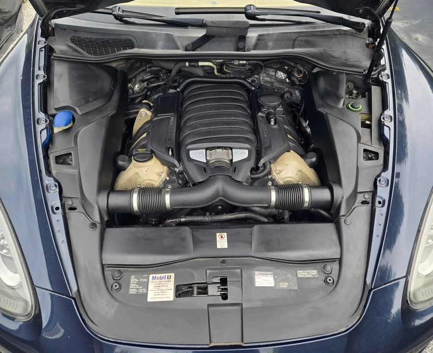 2011 Porsche 958 Cayenne - Image 9 of 14