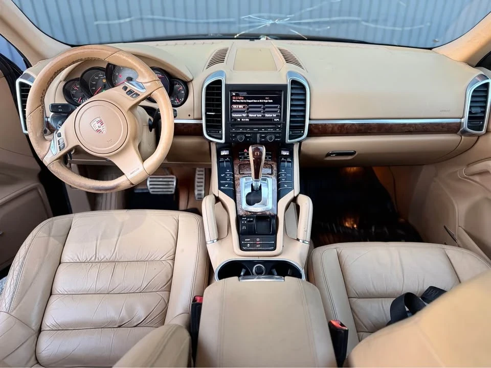 2011 Porsche 958 Cayenne - Image 8 of 10
