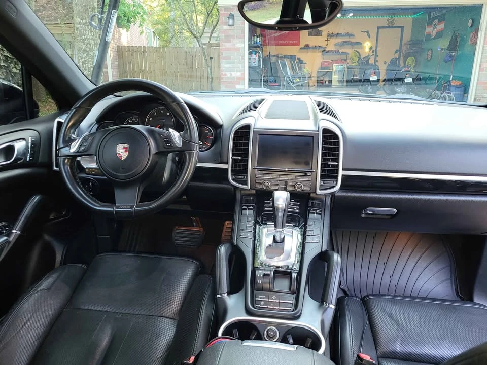 2011 Porsche 958 Cayenne - Image 8 of 11