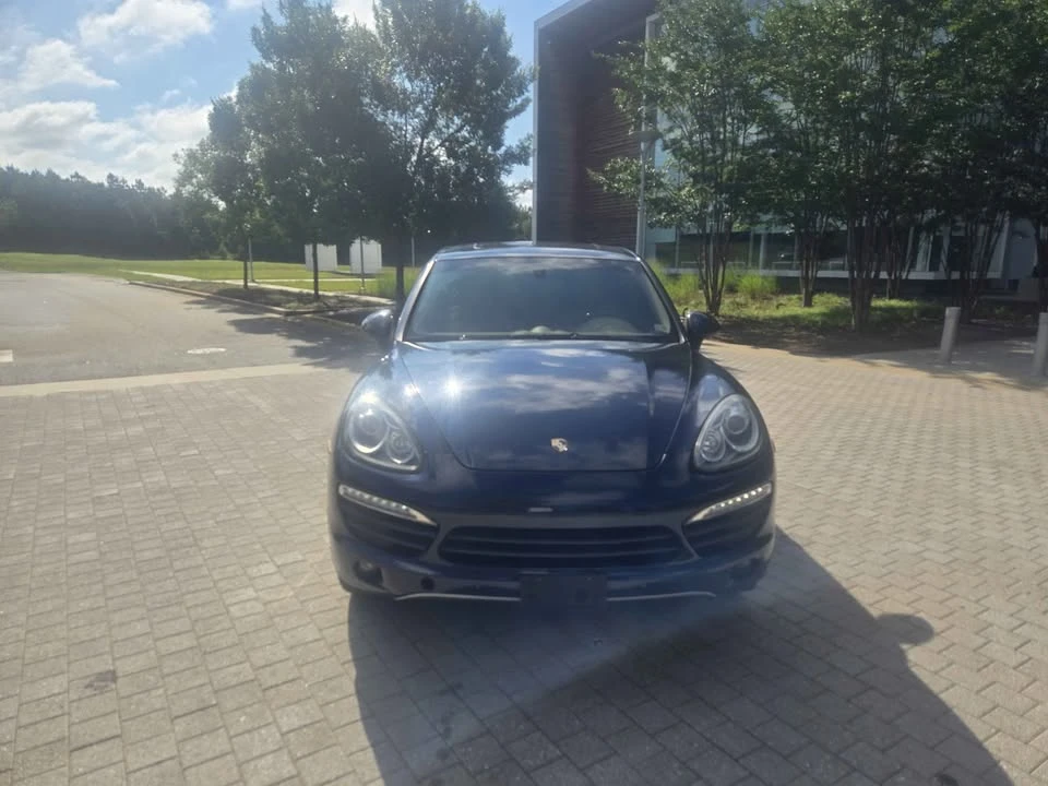 2011 Porsche 958 Cayenne - Image 8 of 14