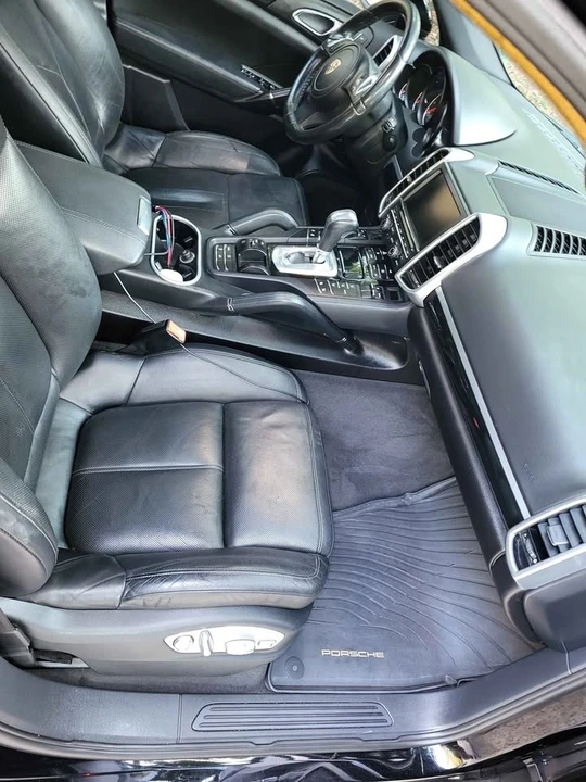 2011 Porsche 958 Cayenne - Image 6 of 10