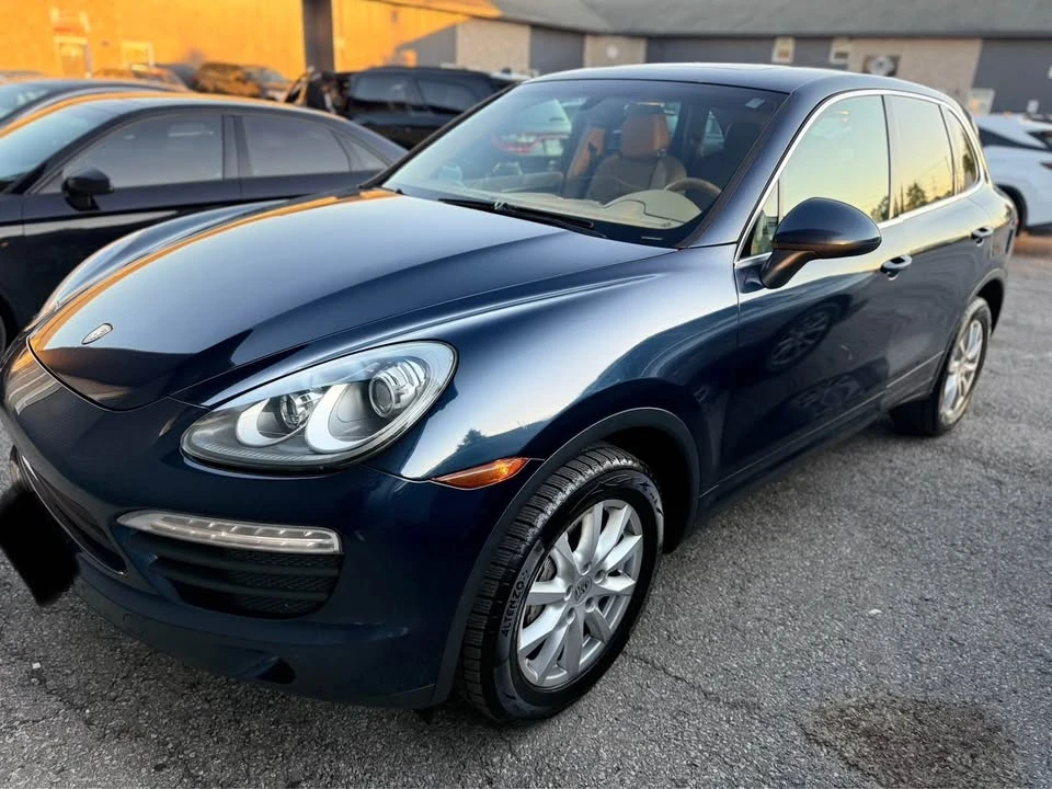 2011 Porsche 958 Cayenne - Image 2 of 10