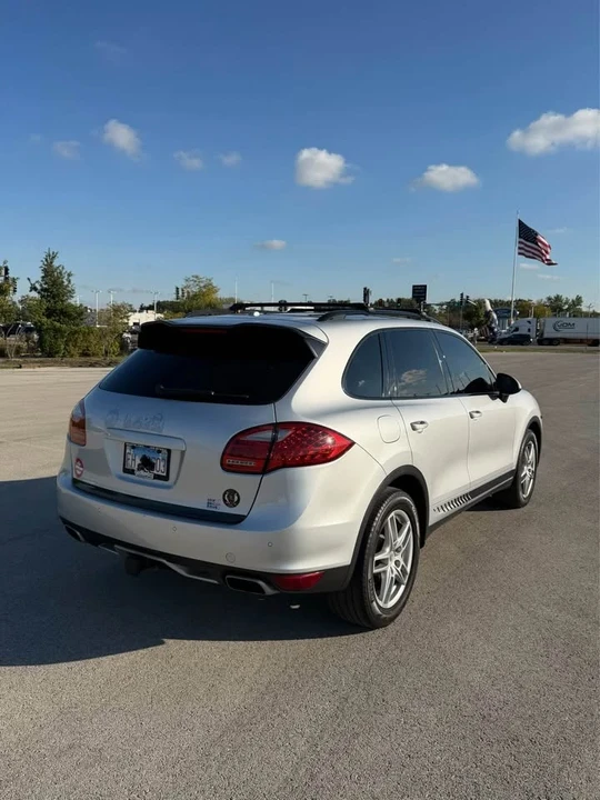 2011 Porsche 958 Cayenne - Image 3 of 9