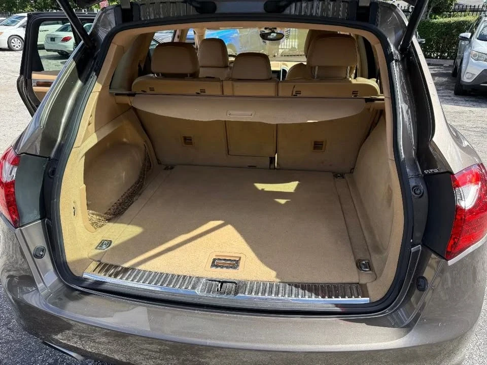 2011 Porsche 958 Cayenne - Image 12 of 20