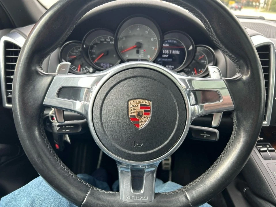 2011 Porsche 958 Cayenne - Image 14 of 20