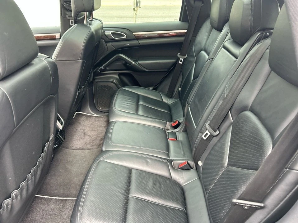 2011 Porsche 958 Cayenne - Image 11 of 20