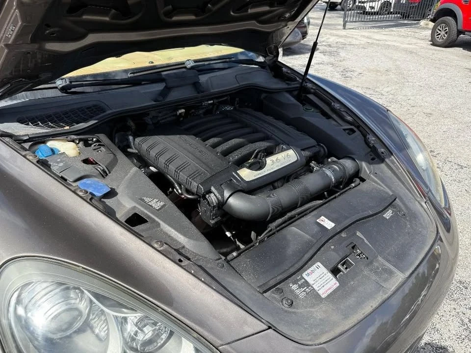 2011 Porsche 958 Cayenne - Image 17 of 20