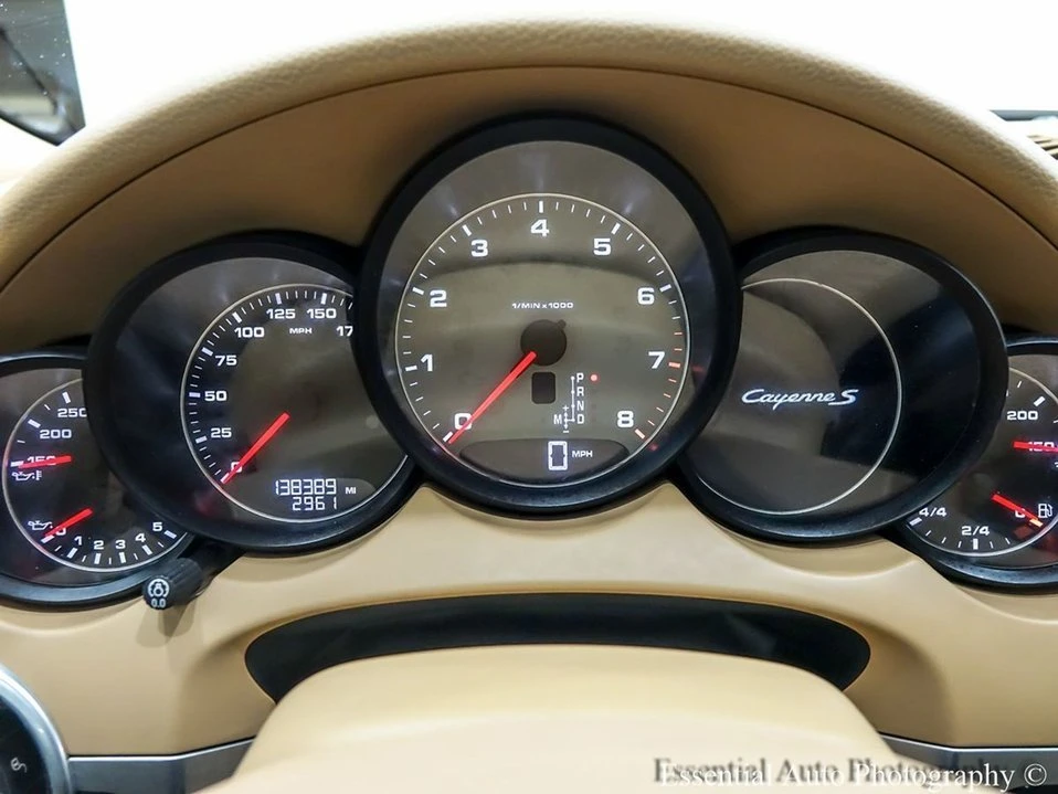 2011 Porsche 958 Cayenne - Image 9 of 17