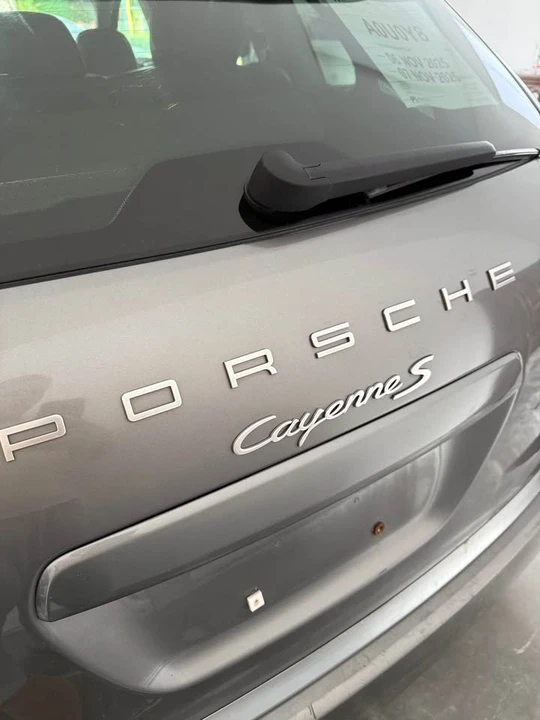 2011 Porsche 958 Cayenne - Image 4 of 14