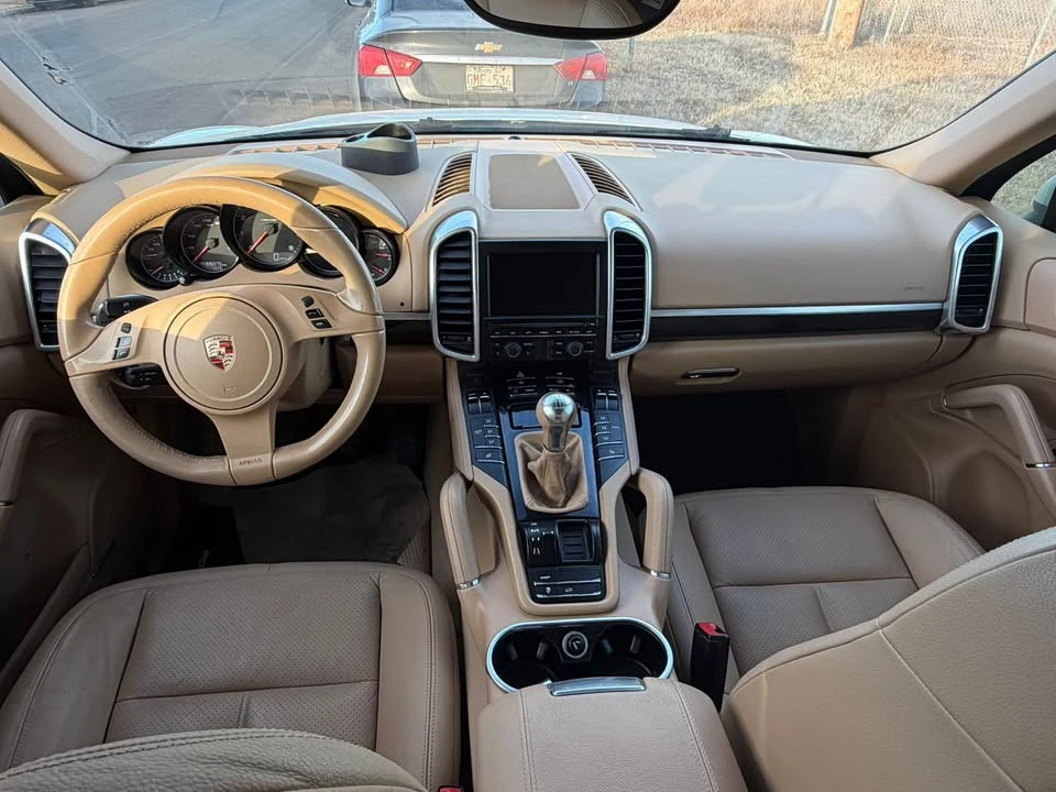 2011 Porsche 958 Cayenne - Image 9 of 11