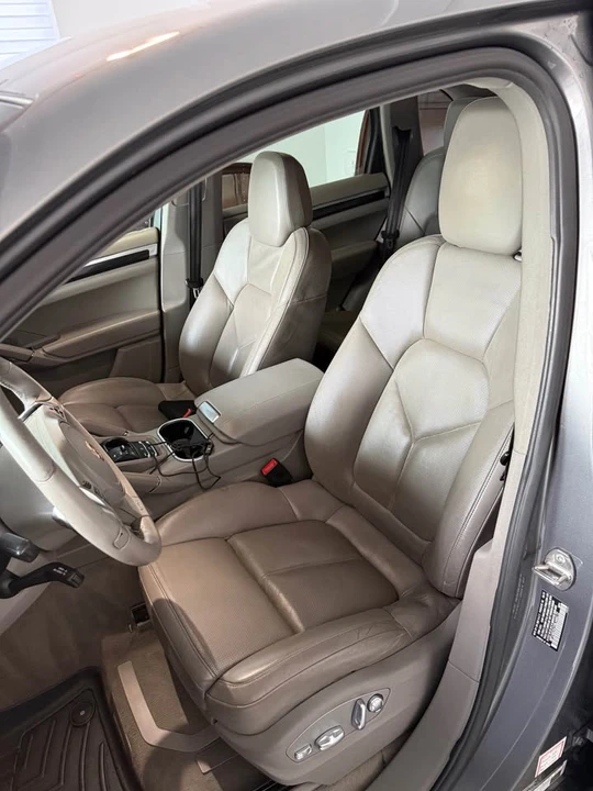 2011 Porsche 958 Cayenne - Image 7 of 14