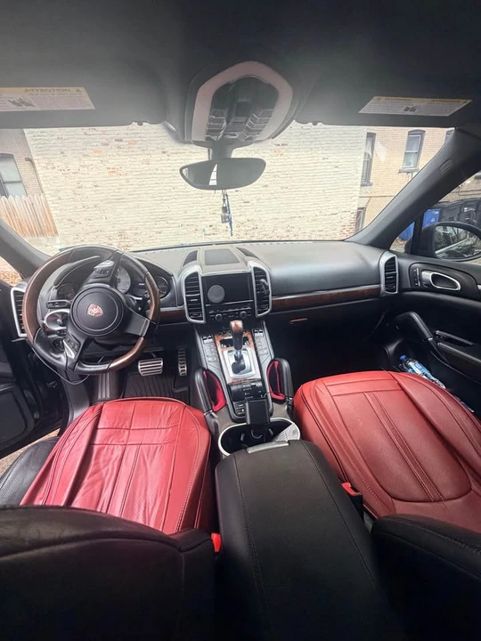 2011 Porsche 958 Cayenne - Image 8 of 9