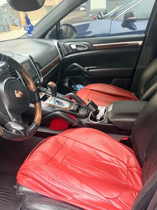 2011 Porsche 958 Cayenne - Image 7 of 9