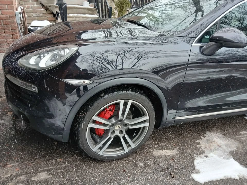 2011 Porsche 958 Cayenne - Image 2 of 11