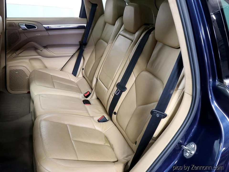 2011 Porsche 958 Cayenne - Image 12 of 20