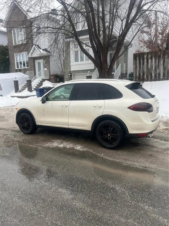 2011 Porsche 958 Cayenne - Image 3 of 9