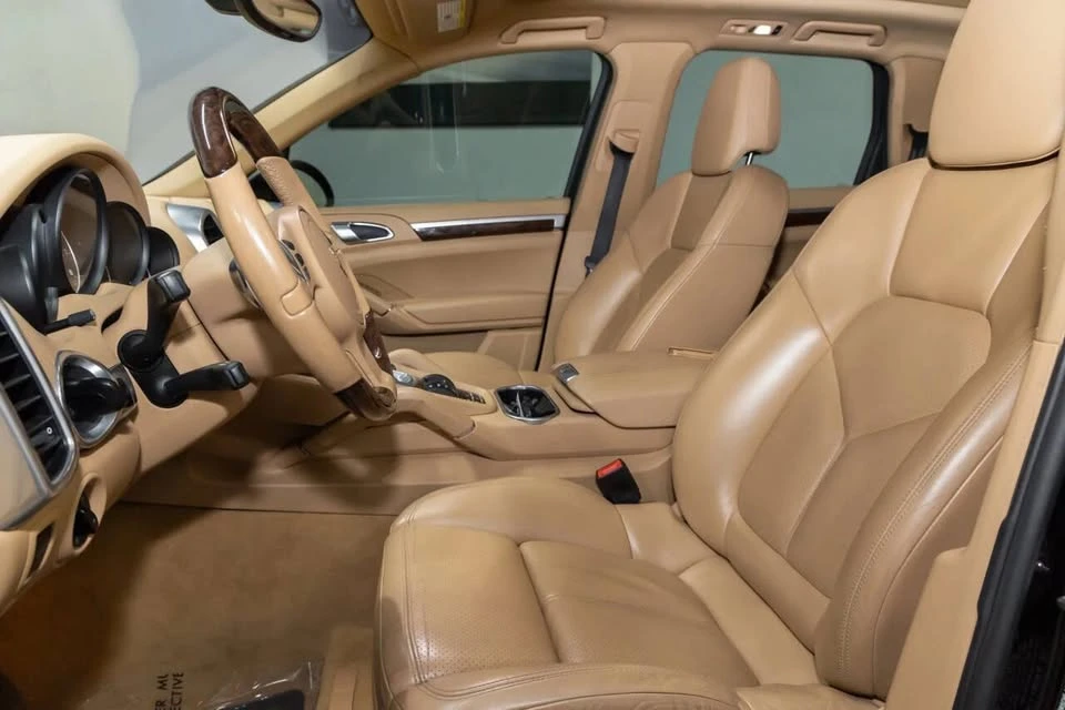 2011 Porsche 958 Cayenne - Image 15 of 20