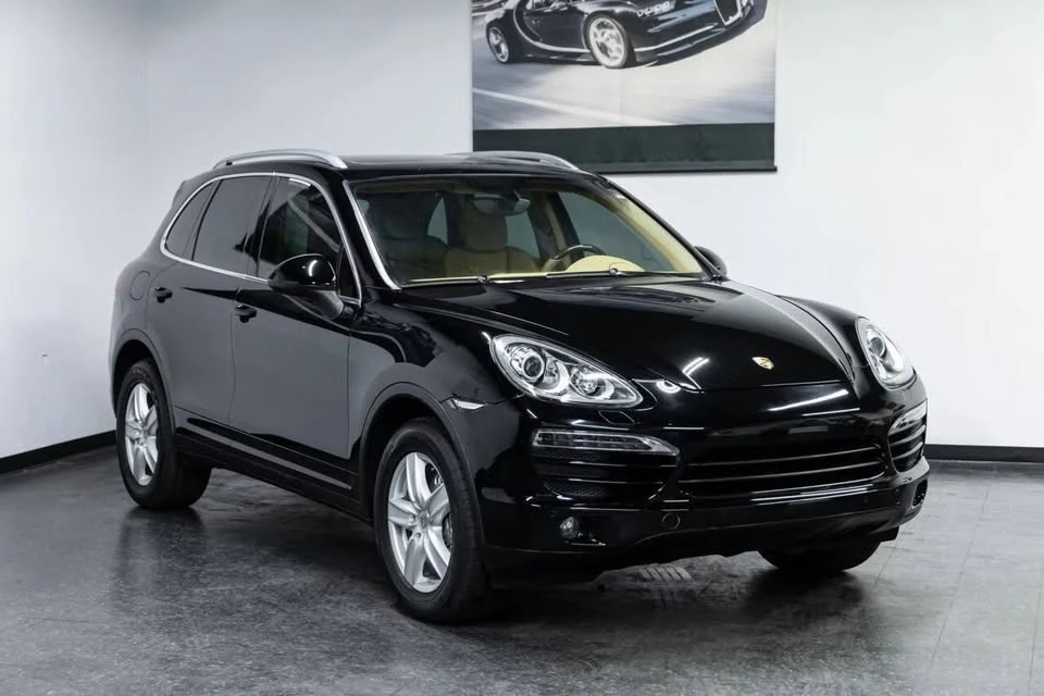 2011 Porsche 958 Cayenne - Image 2 of 20