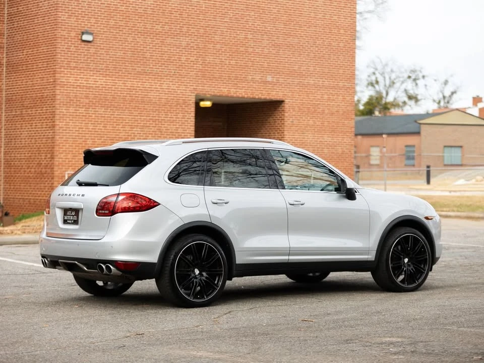 2011 Porsche 958 Cayenne - Image 5 of 17