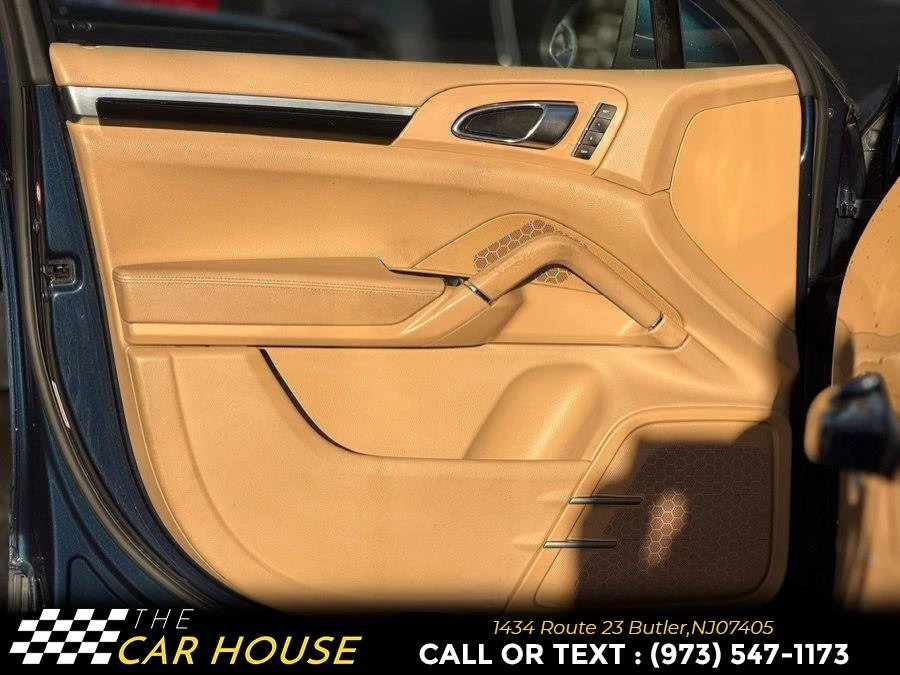 2011 Porsche 958 Cayenne - Image 18 of 19