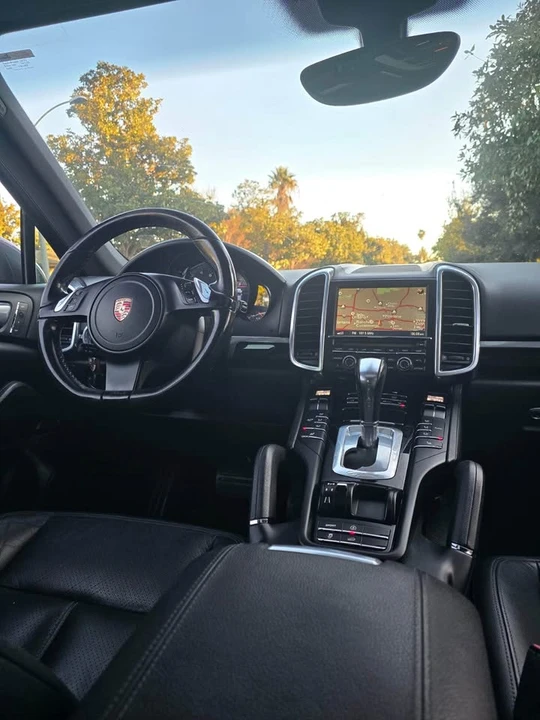 2011 Porsche 958 Cayenne - Image 11 of 14