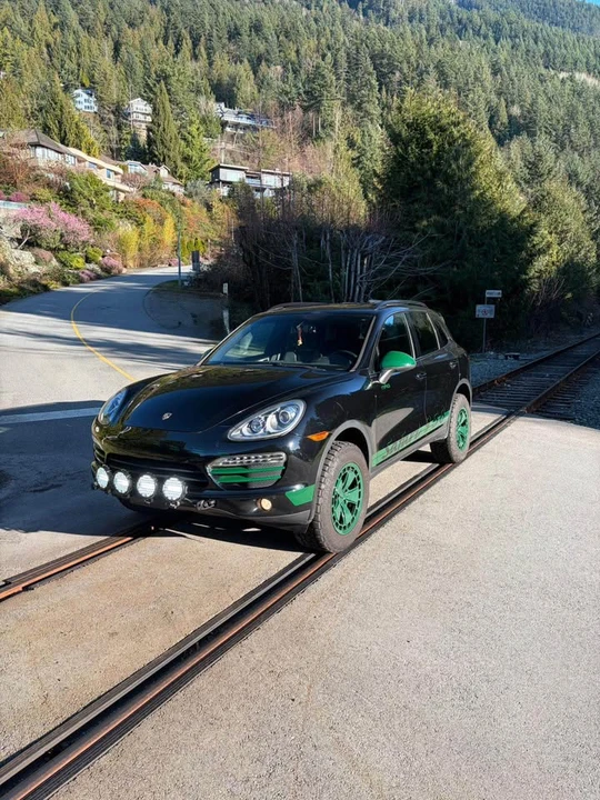 2011 Porsche 958 Cayenne - Image 3 of 7
