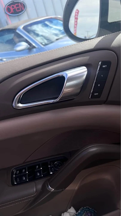 2011 Porsche 958 Cayenne Turbo - Image 15 of 17